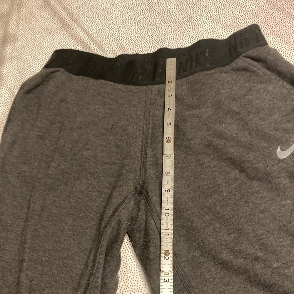 Nike women’s capri size M - Picture 5 of 14